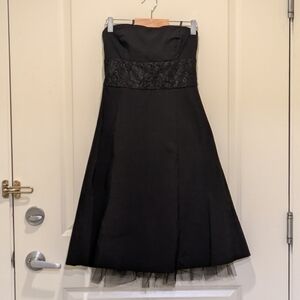 EUC Y2K Le Chateau XS Black Strapless Crinoline Mini Dress with Lace Insert